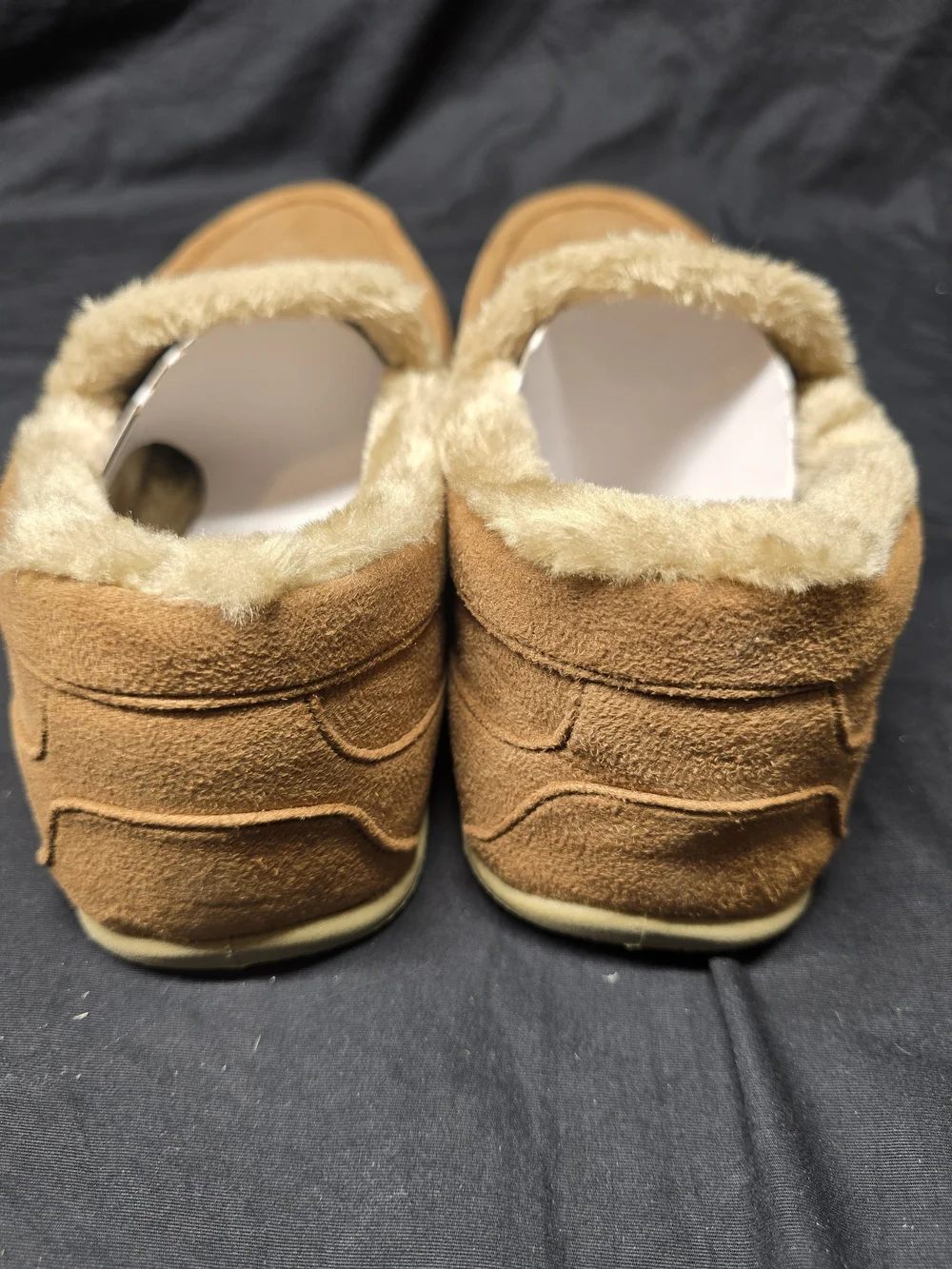 NEW Deer Stags Spun Slipperooz Chestnut Moccasin Slippers Size 9 Unisex w/ Box